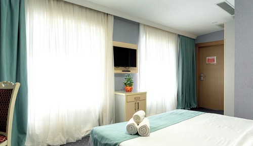 Habitación estándar doble, 1 cama de matrimonio grande, no fumadores, baño privado
