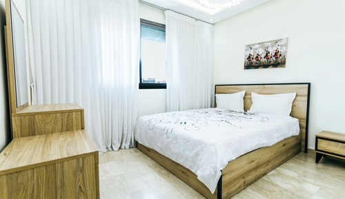 Apartamento familiar, balcón, vistas a la ciudad