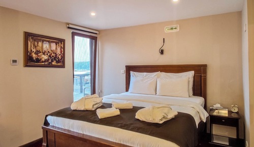 Apartamento superior, vistas al río