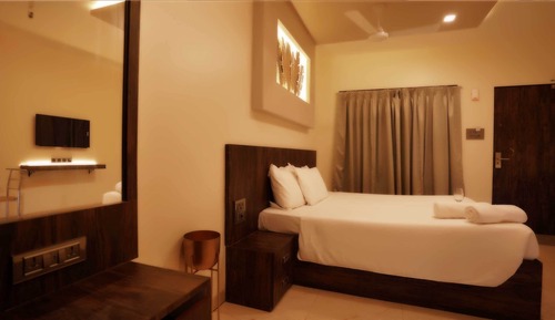 Superior Double Room, Balcony, Pool View