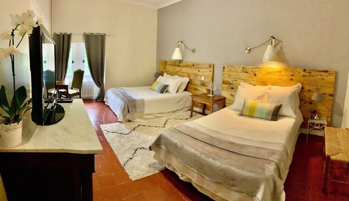 Habitación familiar con 2 camas individuales