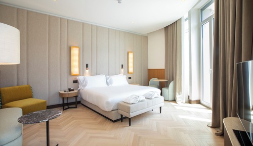 Suite, 1 habitación, vistas a la ciudad, en esquina