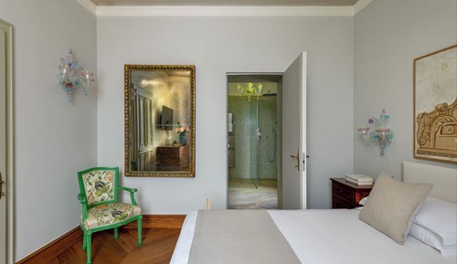 Royal Double or Twin Room, Lake View