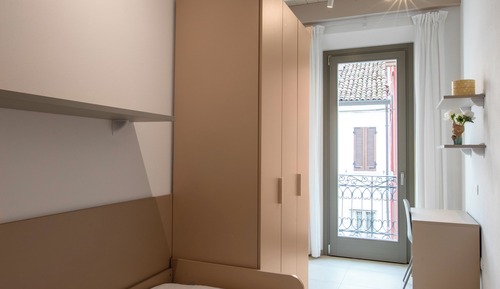 Apartamento Deluxe, balcón, entresuelo