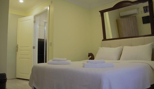 Habitación triple Confort, vistas a la ciudad
