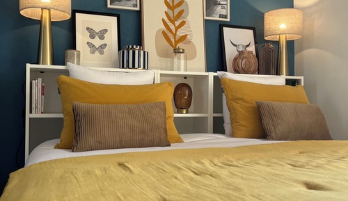 Habitación Deluxe con 1 cama doble o 2 individuales, vistas a la piscina