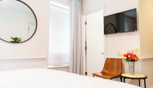 Estudio, 1 cama de matrimonio, baño privado