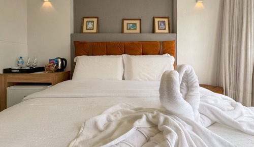 Habitación Deluxe con 1 cama doble o 2 individuales, vistas al jardín