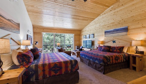 Suite, Multiple Beds (Rancher's)