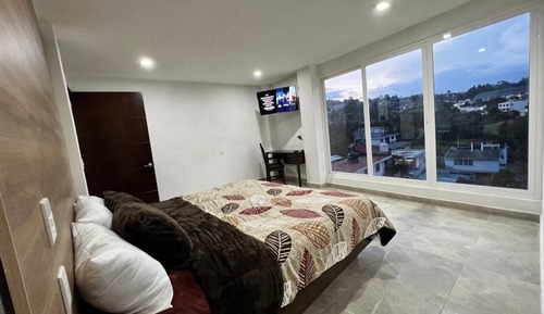 Habitación junior, balcón, vistas a la ciudad