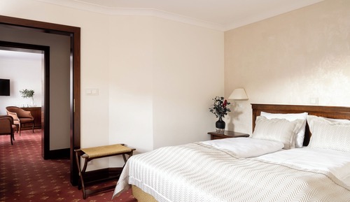 Habitación cuádruple Deluxe, balcón, vistas a la montaña