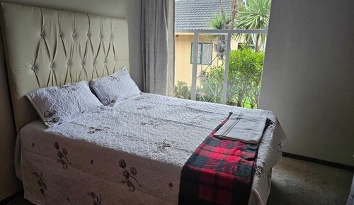 Habitación Confort con 1 cama doble o 2 individuales