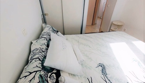 Apartamento clásico, balcón, vistas al puerto