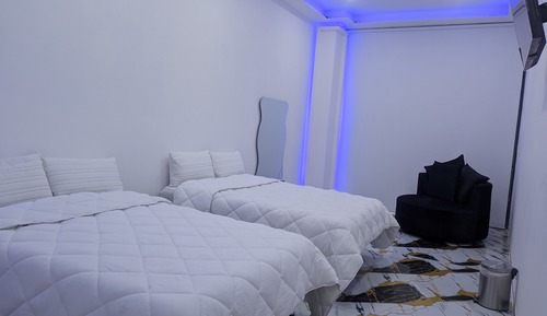 Deluxe Room, City View