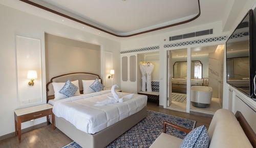 Suite estudio familiar, 1 cama de matrimonio grande, no fumadores, vistas a la colina