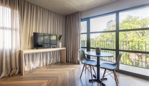 Estudio estándar (562884)