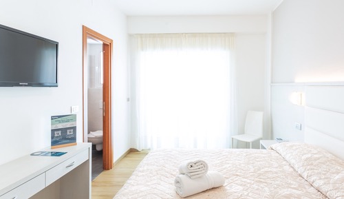 Habitación doble, balcón