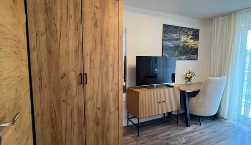 Apartamento, baño privado, vistas al jardín