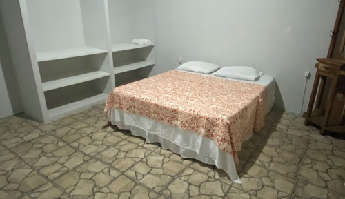 Habitación económica con 1 cama doble o 2 individuales