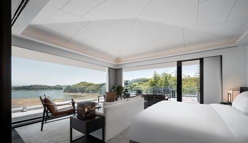 Suite Premier, vistas al lago