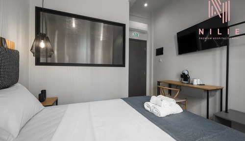 Suite estudio, balcón