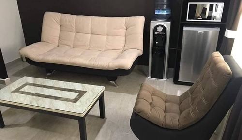 Deluxe Suite, City View