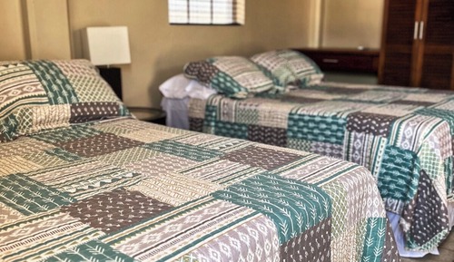 Suite estudio estándar, 2 camas dobles, no fumadores, cocina básica