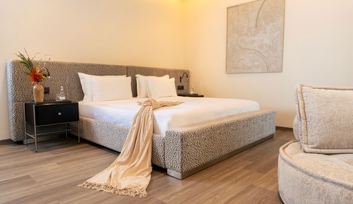 Habitación superior, vistas al jardín
