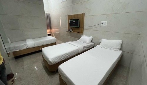 Habitación triple clásica