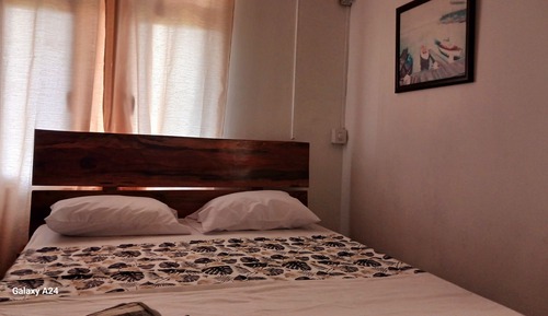 Habitación Confort con 1 cama doble o 2 individuales, vistas a la montaña