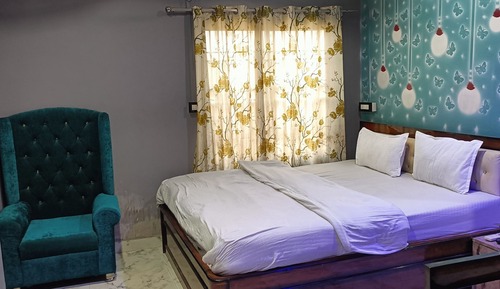 Deluxe Double or Twin Room, 1 King Bed, City View
