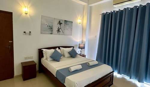 Deluxe Double Room, Balcony, City View