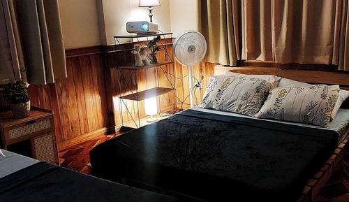 Dormitorio compartido, 1 habitación, balcón