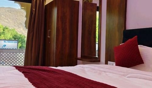 Deluxe Double Room, Hill View