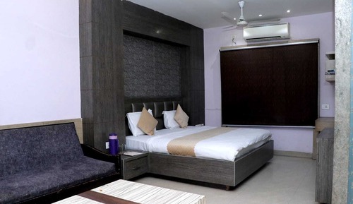 Deluxe Double Room, City View