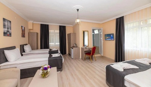 Habitación cuádruple estándar
