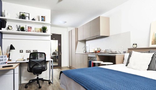 Estudio clásico, 1 cama doble
