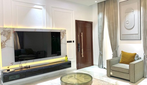 Apartamento de lujo, 2 habitaciones, cocina, planta ejecutiva