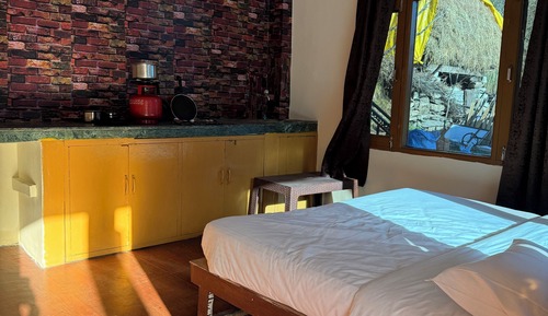 Habitación básica doble, 1 cama doble, vistas a la montaña