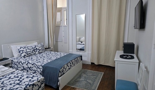 Quarto Duplo / Piso do Meio Qt.5