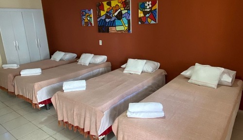 Habitación cuádruple estándar, varias camas
