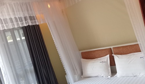 Habitación estándar doble, balcón