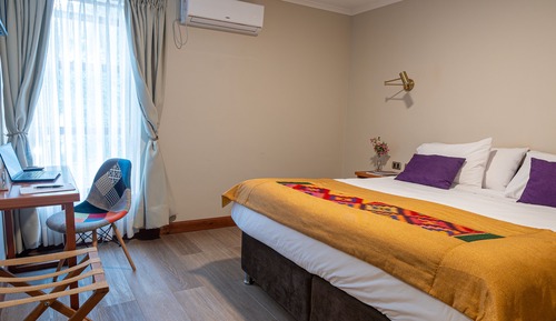 Habitación Confort con 1 cama doble o 2 individuales, no fumadores