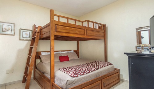 Apartamento, varias camas, balcón, vistas al mar (Sonoran Sun SE 708)
