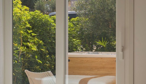 Apartamento de lujo, bañera de hidromasaje, en la zona del jardín