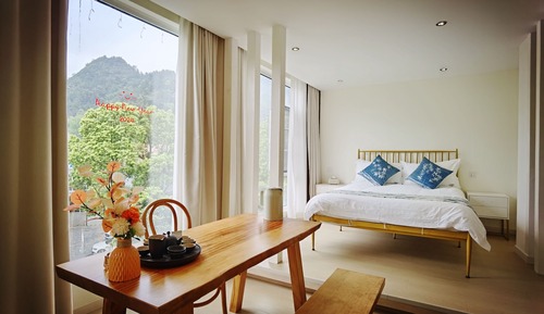 Suite estudio superior, vistas a la colina
