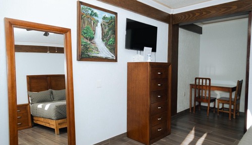 Triple Room, City View