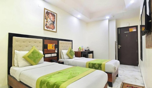 Habitación Deluxe con 1 cama doble o 2 individuales, vistas a la ciudad