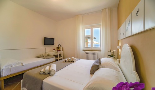 Habitación triple clásica, vistas al mar