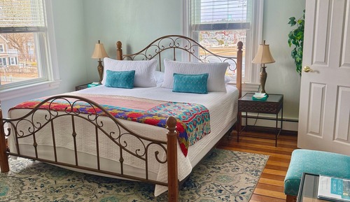 Habitación clásica, 1 cama de matrimonio grande, vistas parciales al mar